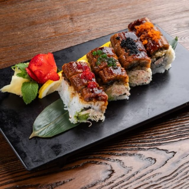 Godzilla Roll.